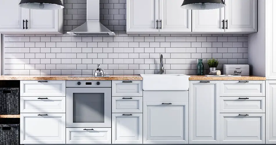 Top 5 Most Common Mistakes Made When Tiling a Wall 1 Top 5 Most Common Mistakes Made When Tiling a Wall