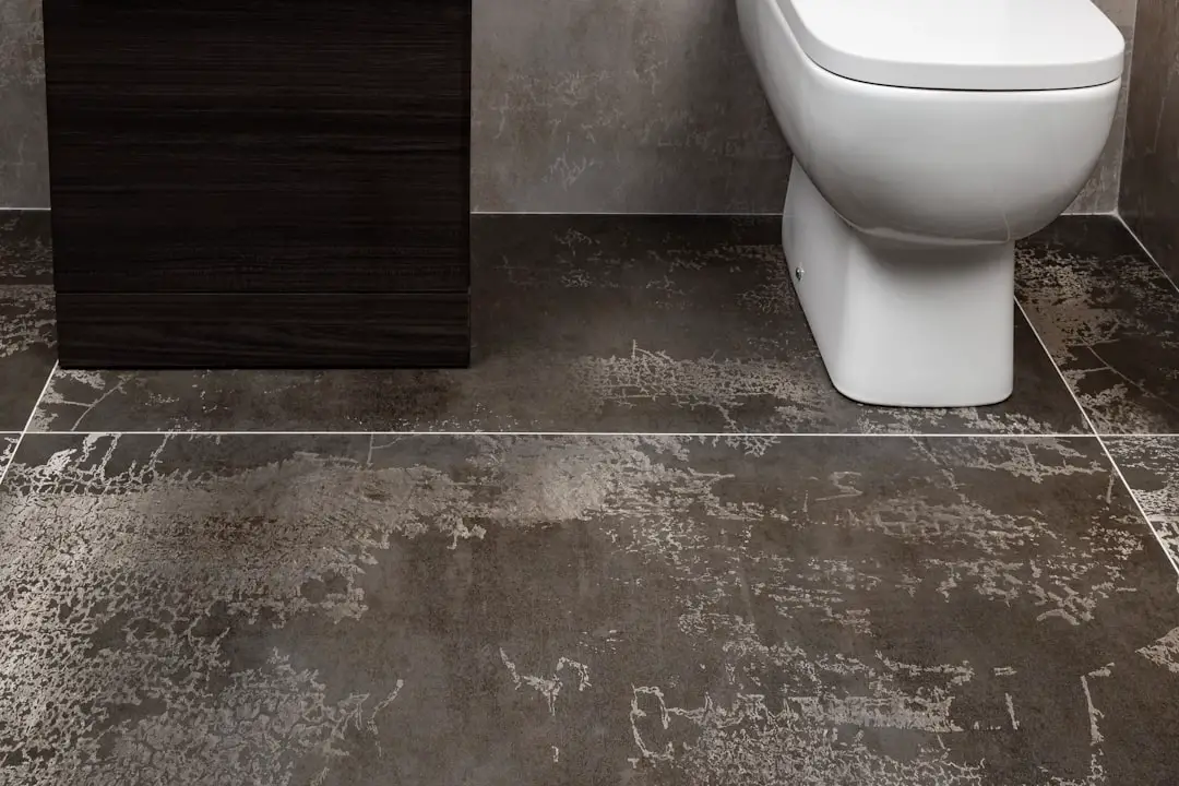 Tiles for Bathroom Flooring: The Complete Selection and Installation Guide 4 Tiles for Bathroom Flooring: The Complete Selection and Installation Guide